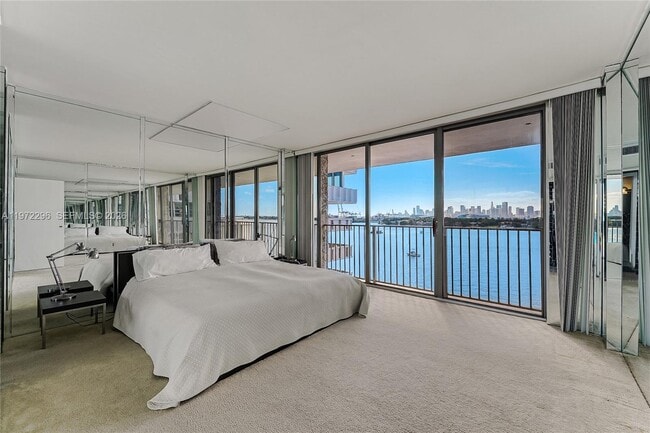 Photo - 800 West Ave Unit 919