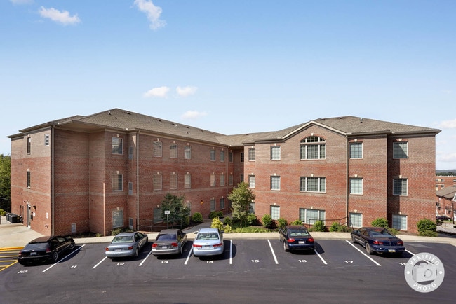 Mountaineer Place Apartments For Rent in WV