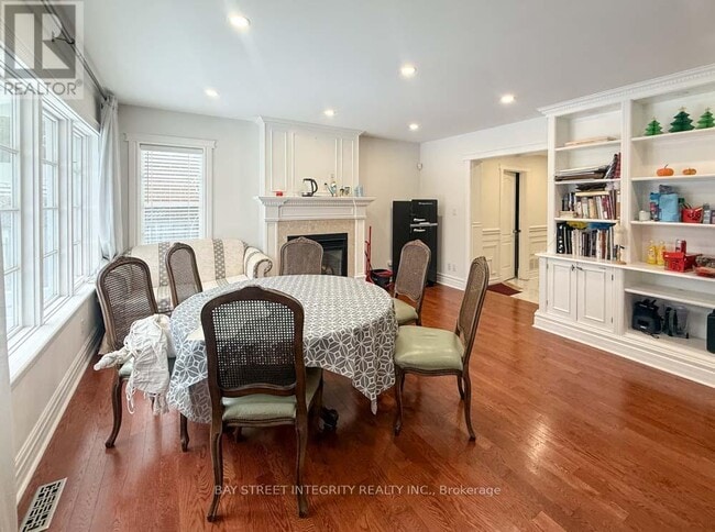 Photo - 275 Estelle Ave