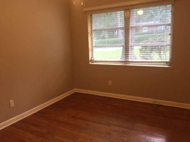 Photo - 1215 Buckingham Dr