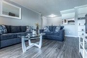 2 BR, 2 BA - 960 SF