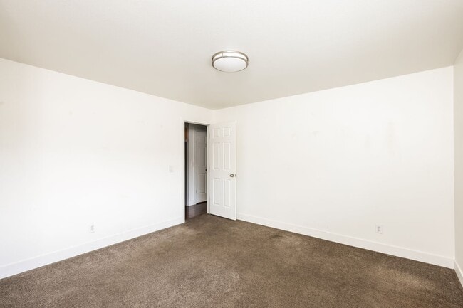 Photo - 3 Bedroom/1.5 Bathroom Condo in Provo