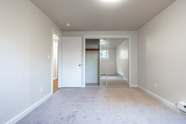 Photo - Twin Court - Ballard - Renovated Unit