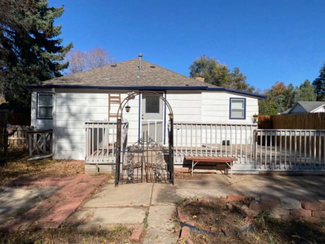 215 Parker St