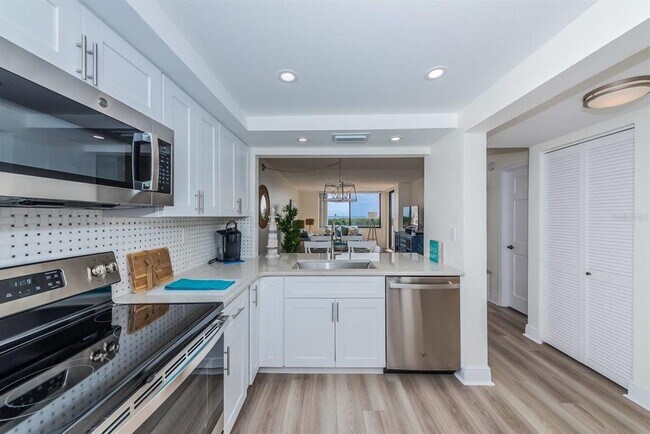 Photo - 6357 Bahia Del Mar Blvd S Unidad 407