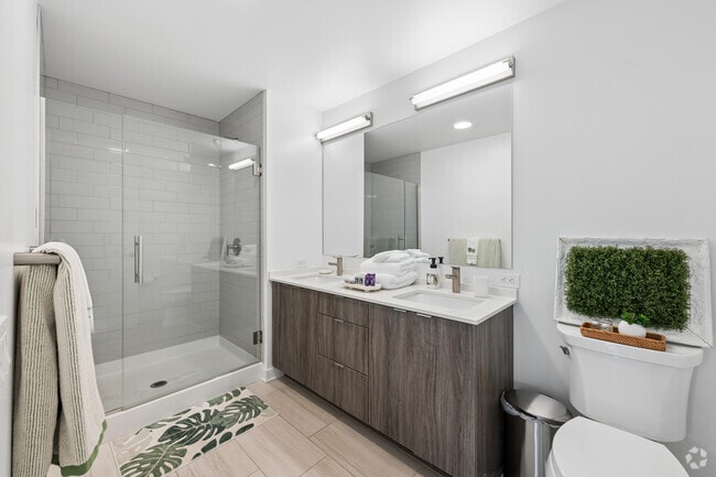 Gallery 1BR, 1BA - 846SF - Bathroom