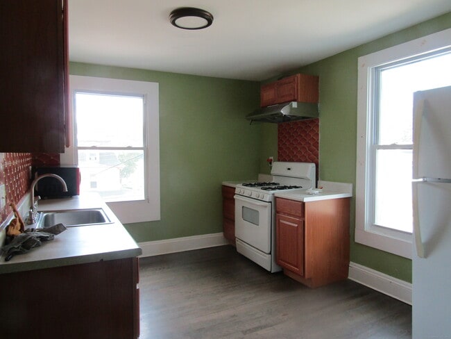 Photo - 319 Valley St Unit 3