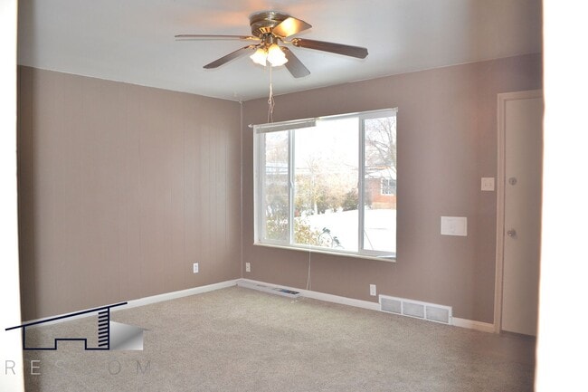 Photo - 3725 Quincy Ave Unit 3729  A