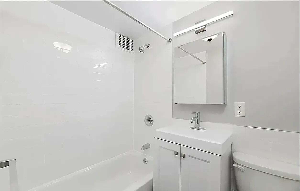 Photo - 340 W 48th St Unit 3A