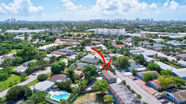 Photo - 711 NE 14th St