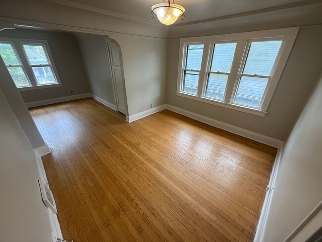 Photo - 2639 N 55th St Unit 2639A (Upper)