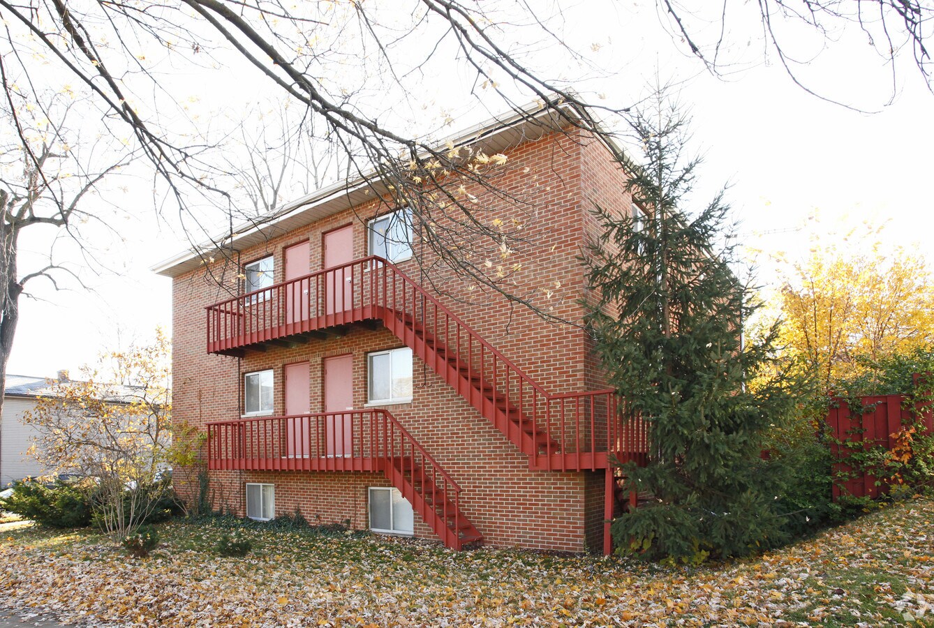 Photo - Brown Hill Apartments
