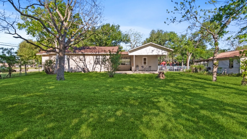 Photo - 410 N Grimes St