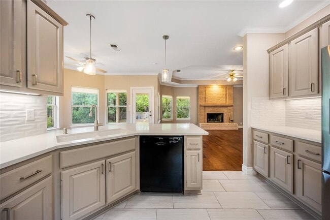 319 Copperleaf Rd