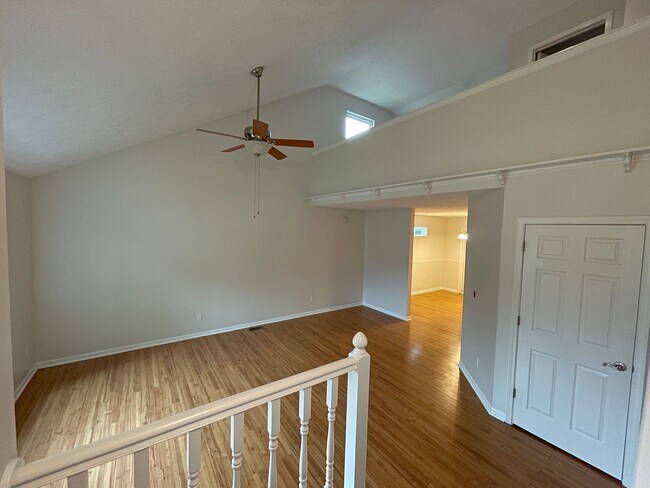 Building Photo - Spacious 3-Bed, 2.5-Bath Home – All Seasons Room, Loft, and Fully Fenced Backyard