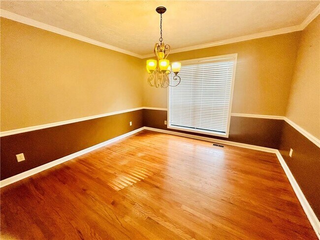 Photo - 2100 Old Forge Way