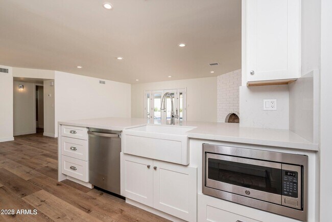 Photo - 6016 E Evans Dr