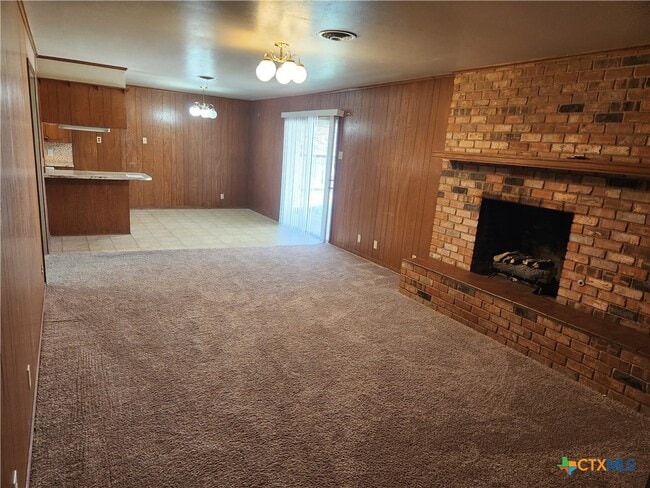 Photo - 2909 Oakdale Dr