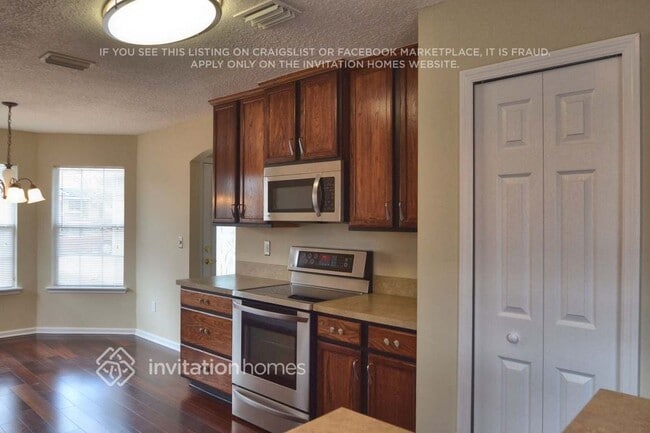 Photo - 10612 Indigo Hills Ln