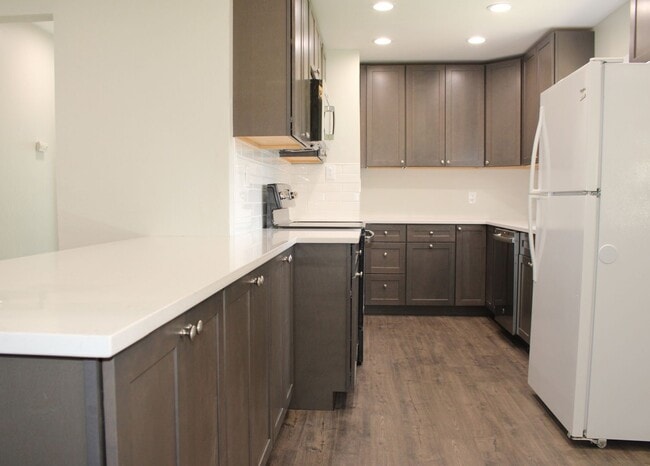 Photo - 7905 Julia Ct