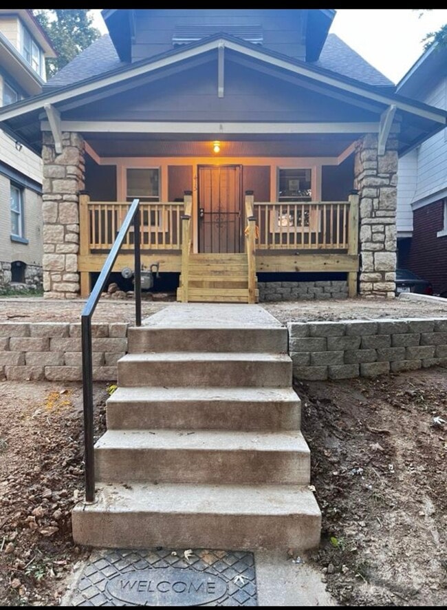 Building Photo - 415 Askew Ave Rental