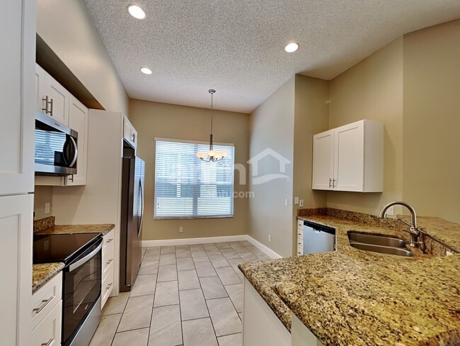 Photo - 3588 Foxcroft Cir