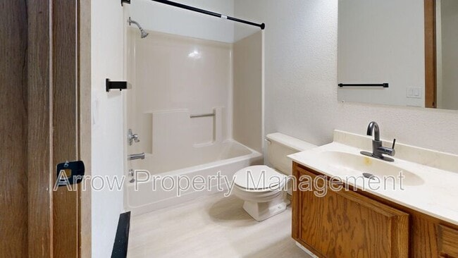 Photo - 205 E Arbor Ave