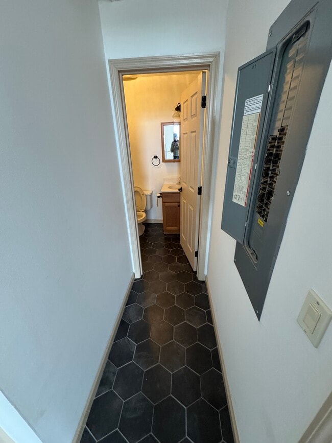 Photo - 34 E Washington St Unit 9