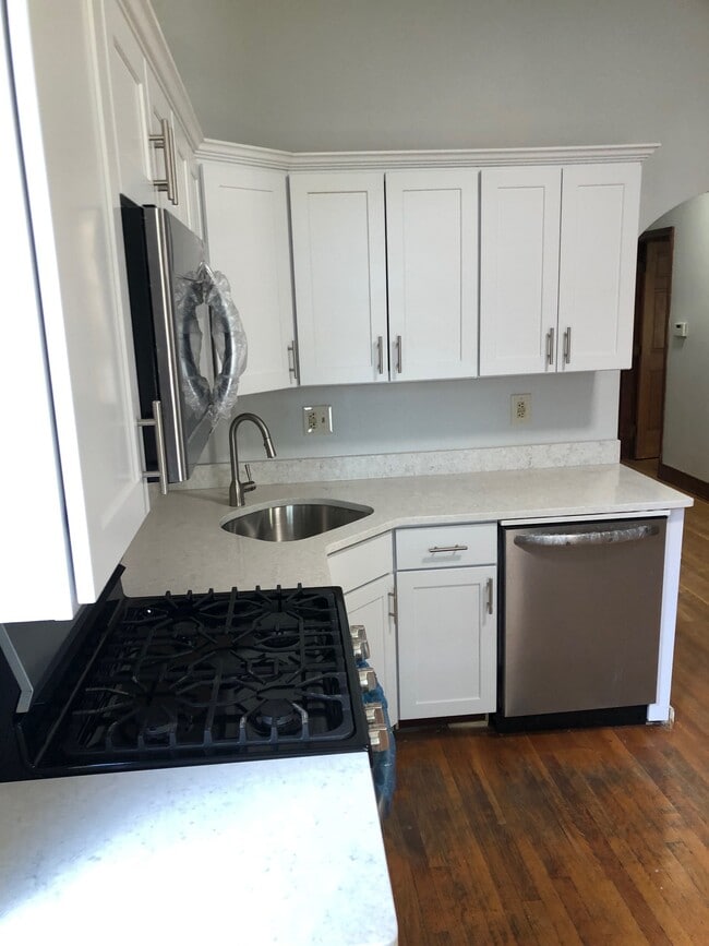 Photo - 336 Centre St Unidad 1