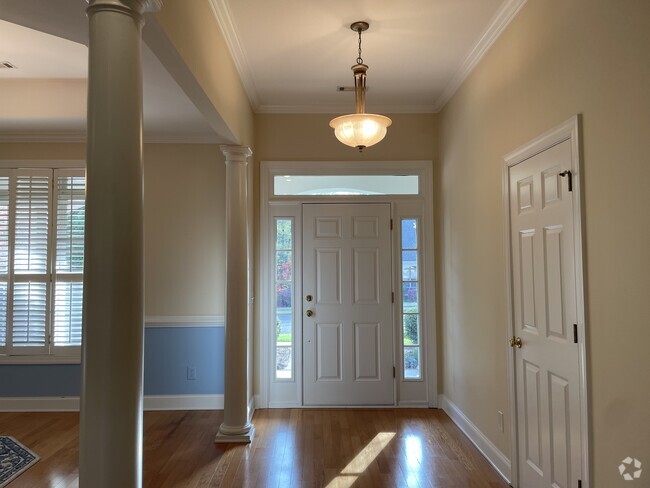 Building Photo - 129 Glen Haven Cir Rental