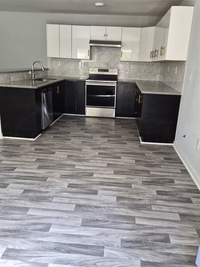 Photo - 12335 Roy Rd