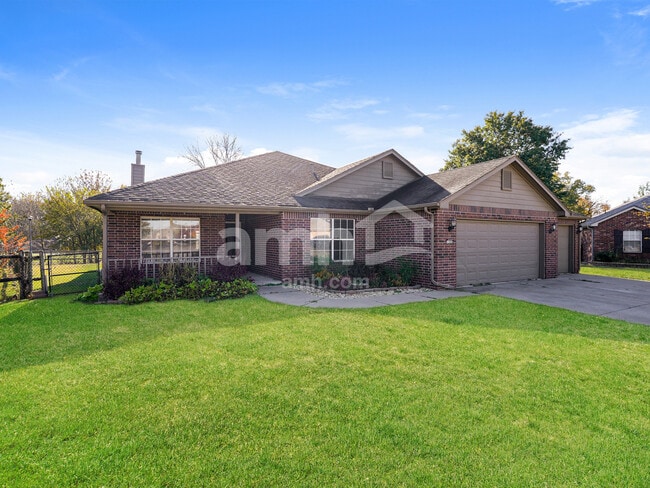 Building Photo - 15006 E 87th Pl N