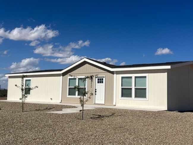 Building Photo - 22936 W Forest Pleasant Pl