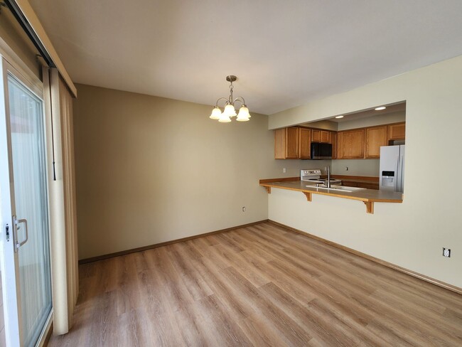 Photo - Beautiful 2 bed 2.5 bath Townhome Monroe $2545/mo