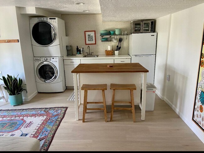 Photo - 4137 Monroe Blvd Unit Lower