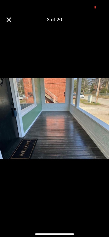 Photo - 822 9th St W