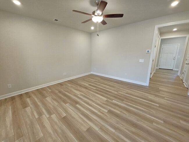 Photo - 1522 Yellowwood Ct