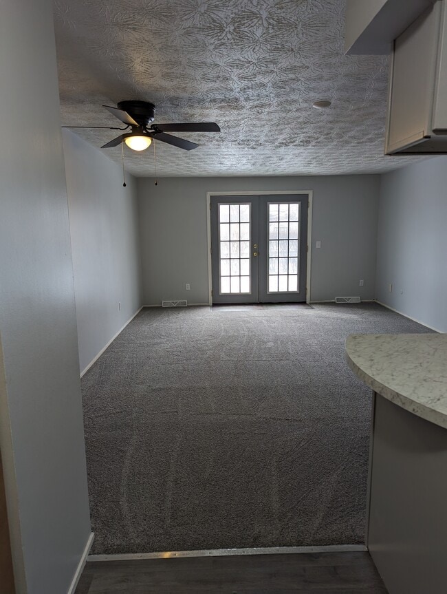 Springlake Apartments & Townhouses