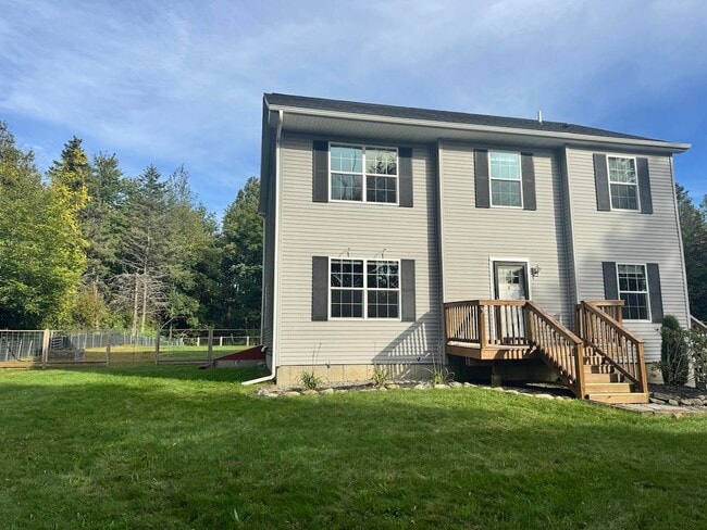 83 Foley Rd