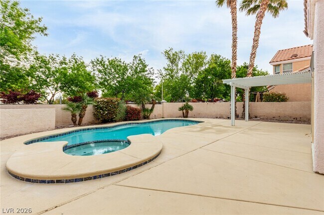 Photo - 2412 Shady Vista Dr