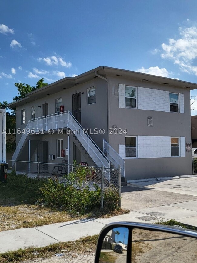 Building Photo - 1556 NW 62nd Terrace Unit 1