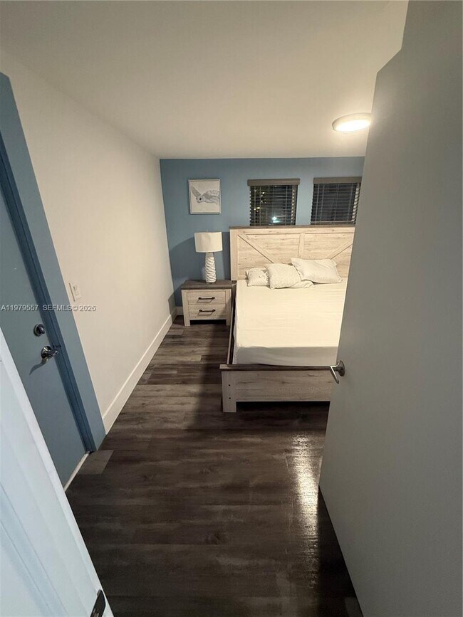 Photo - 2020 Washington St Unit 8