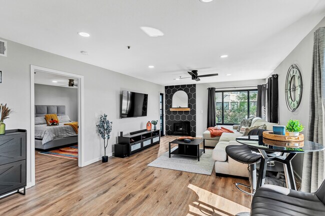 Photo - 11233 Tierrasanta Blvd Unidad 30