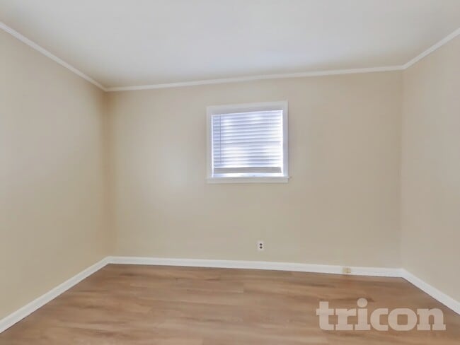 Photo - 114 Grassdale Rd