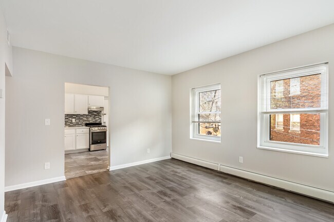 Photo - 2311 E North Ave Unit 3