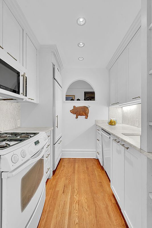 Photo - 35 W 92nd St Unit 2D