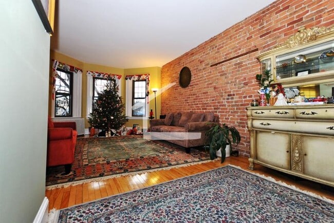 Photo - HOT ALLSTON LISTING!!!!