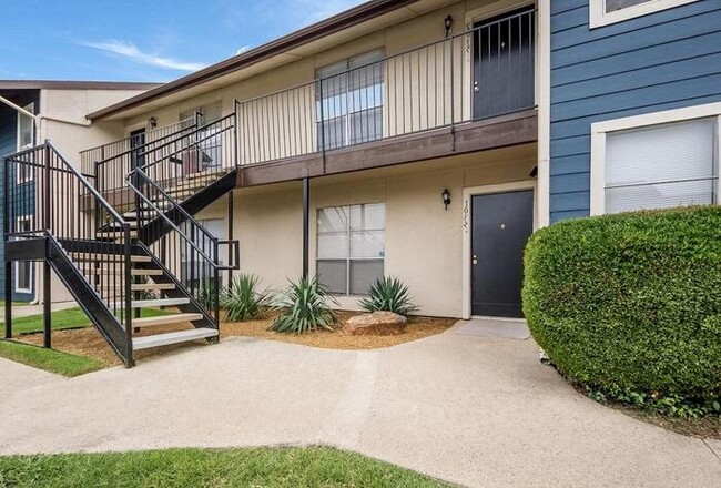 Photo - 14350 Dallas Pkwy Condo Unit b1