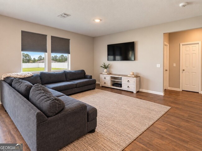 93 Landing Blvd