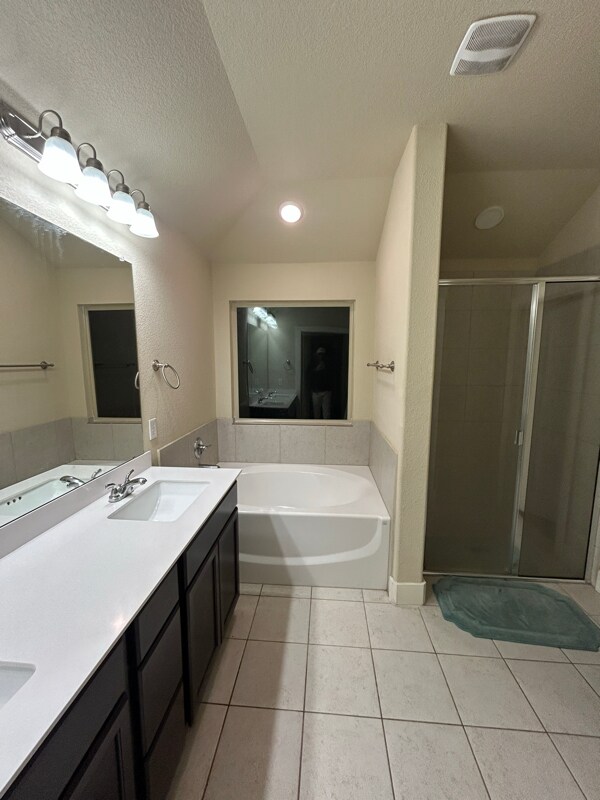 Photo - 1013 Larch Ln